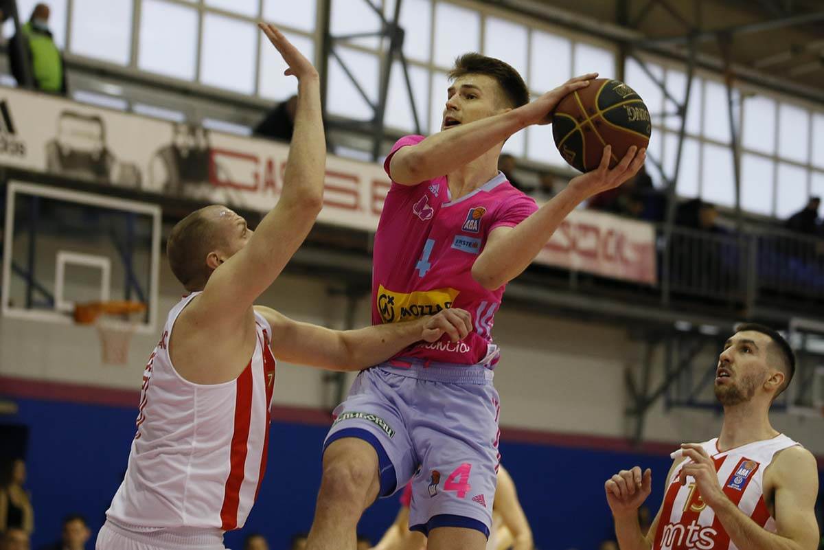 Vasilije Micić gledao Mega Zvezda