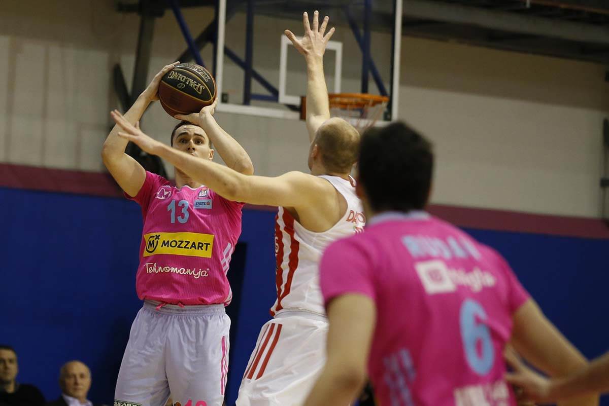 Vasilije Micić gledao Mega Zvezda