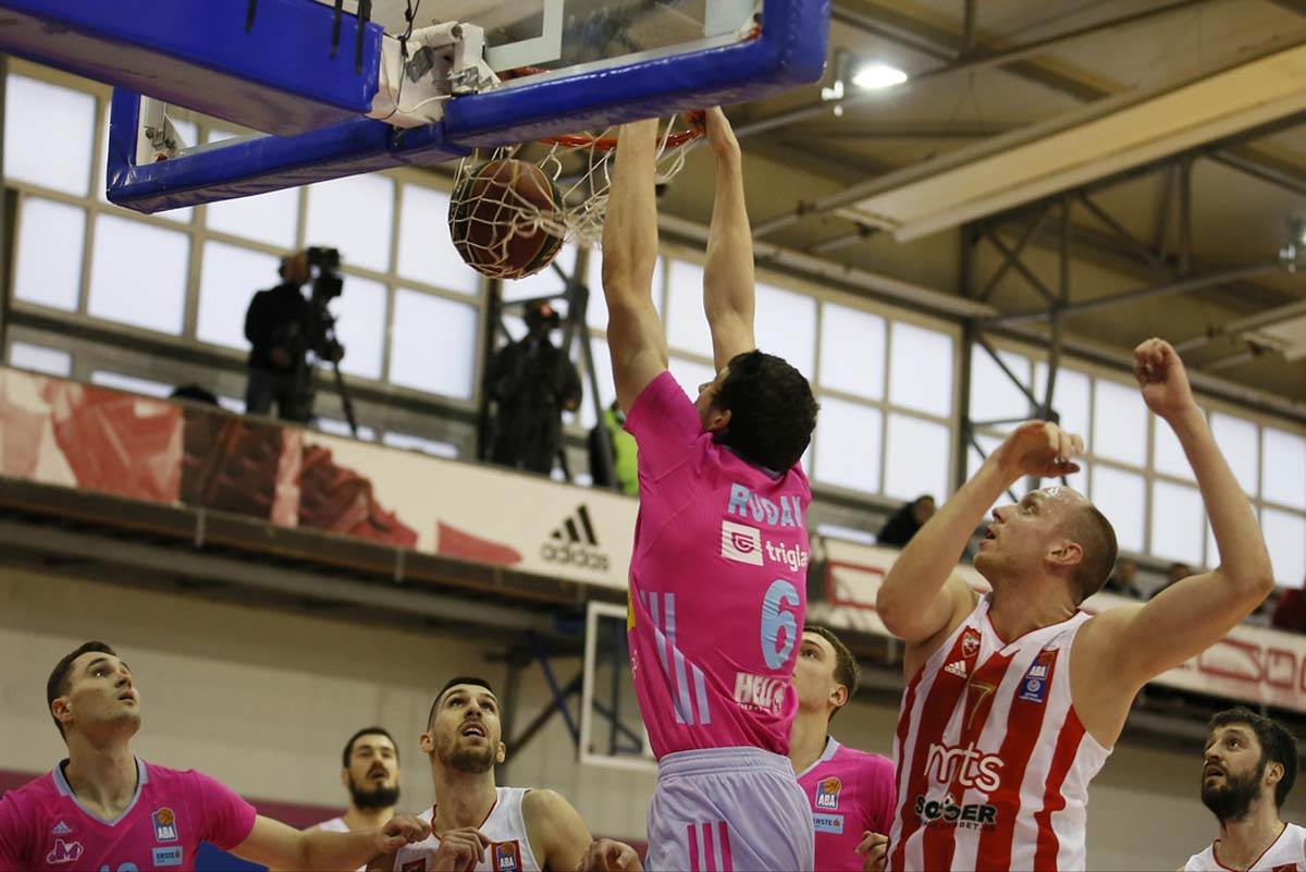 Crvena Zvezda, Mega (2).jpg