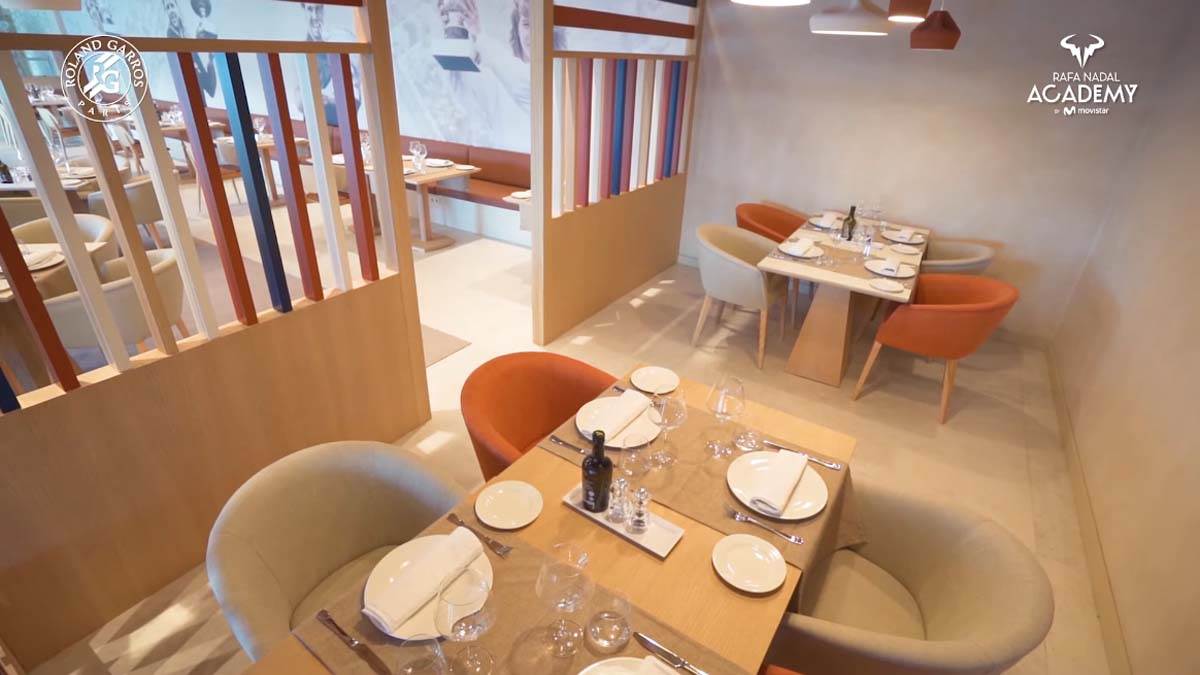 Restoran Rolan Garos (9).jpg