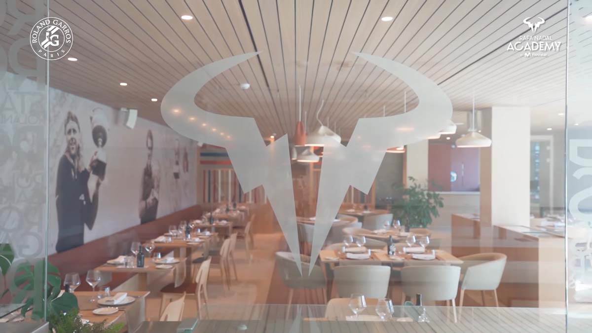 Restoran Rolan Garos (10).jpg