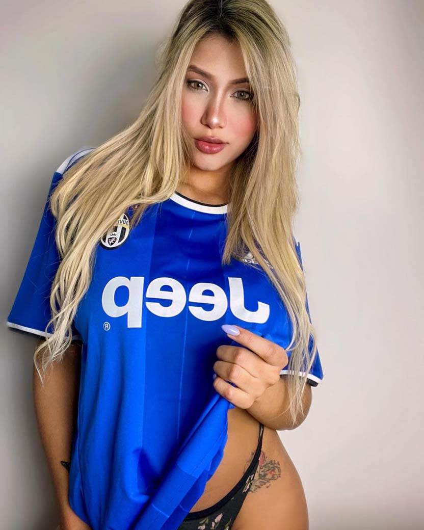 Sara Ketlem se skinula zbog Vlahovića