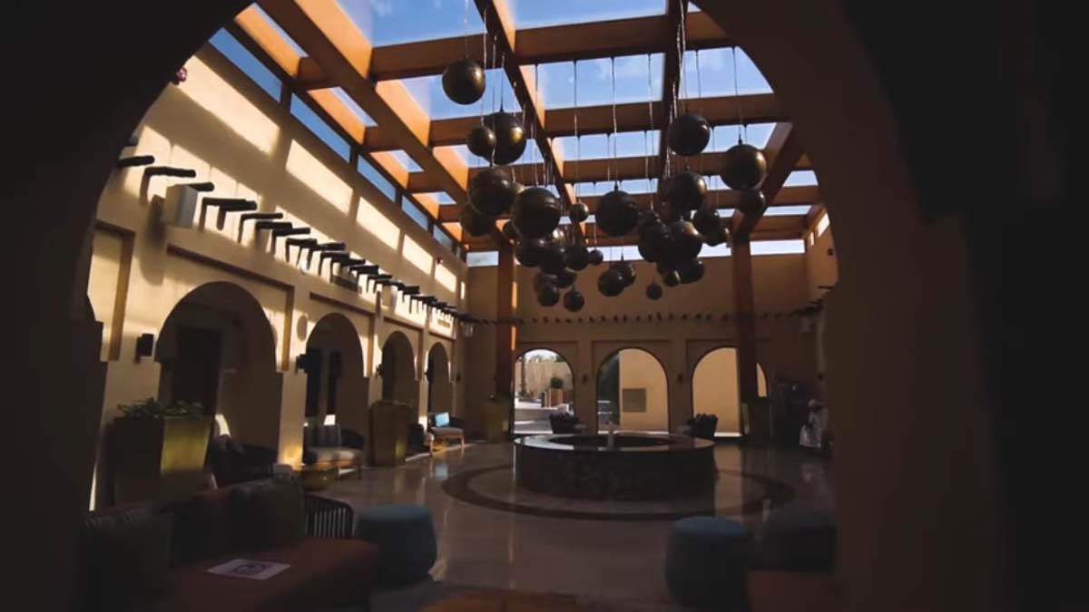 Souq Al Wakra Hotel, Katar, Fudbal (2).jpg