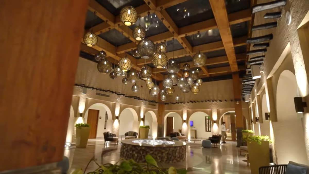 Souq Al Wakra Hotel, Katar, Fudbal (13).jpg