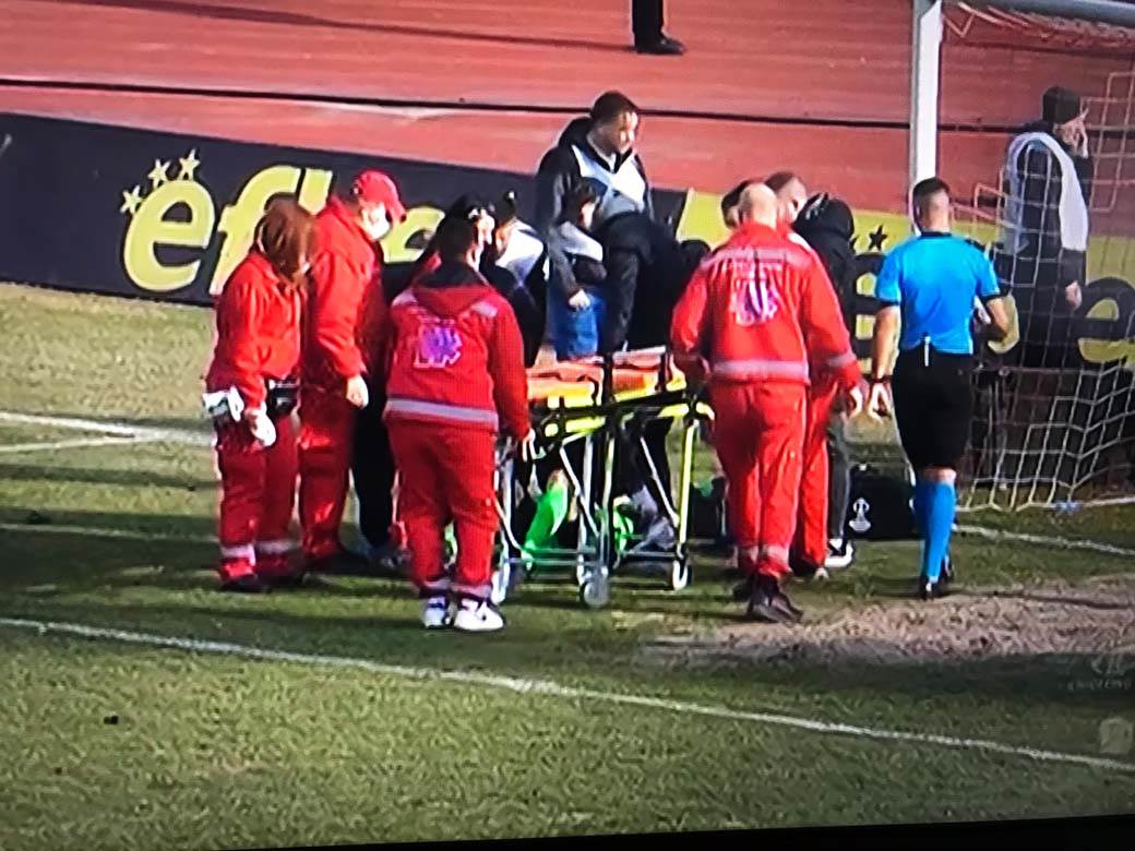 Povreda Golmana  (5).jpg