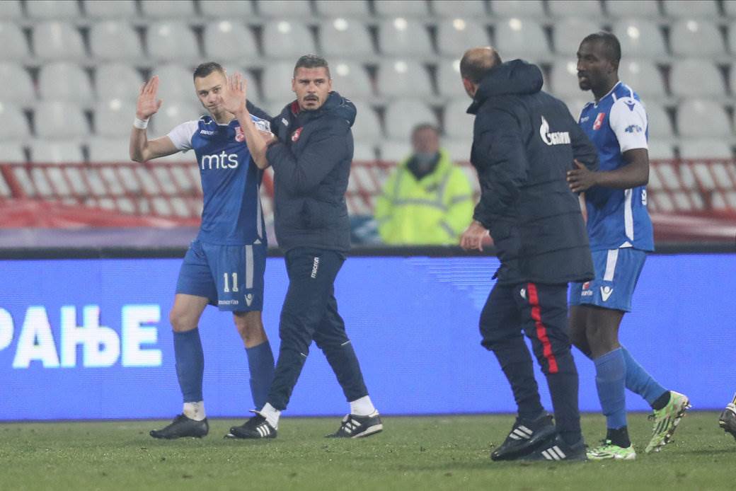 Zvezda radnički hoas na stadionu (12).JPG