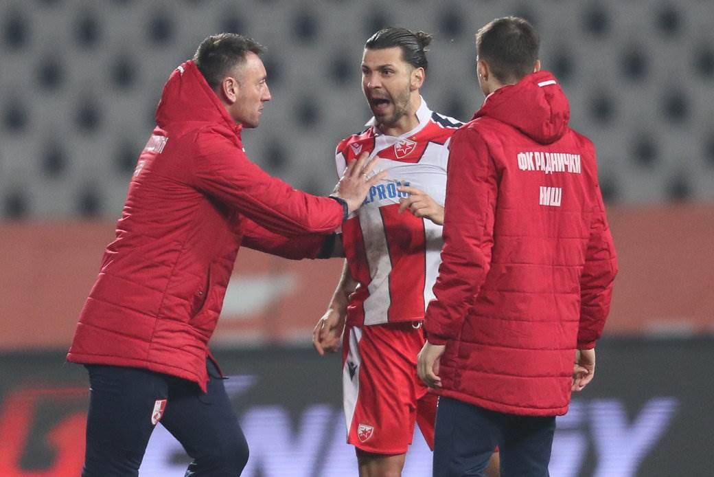 Zvezda radnički hoas na stadionu (9).JPG