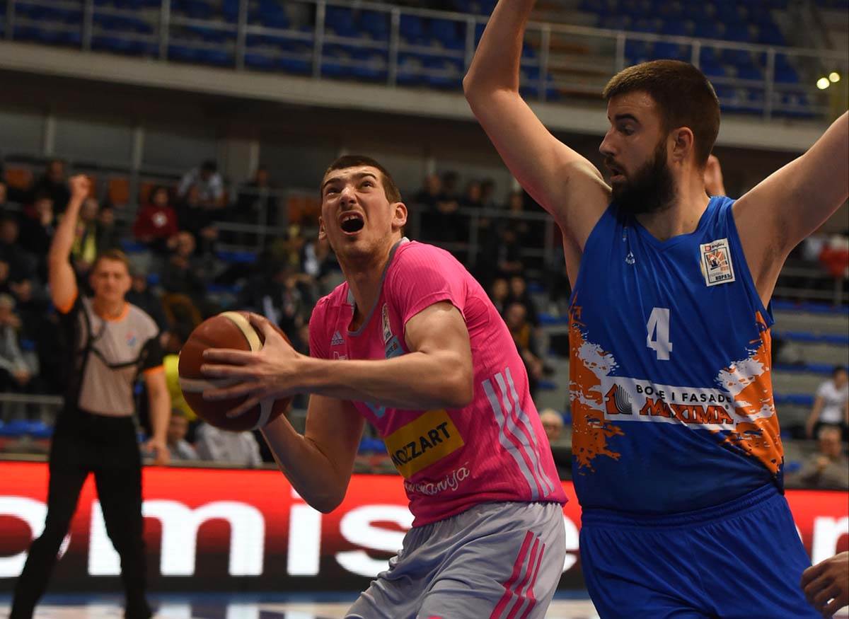 Mega, Zlatibor (8).jpg