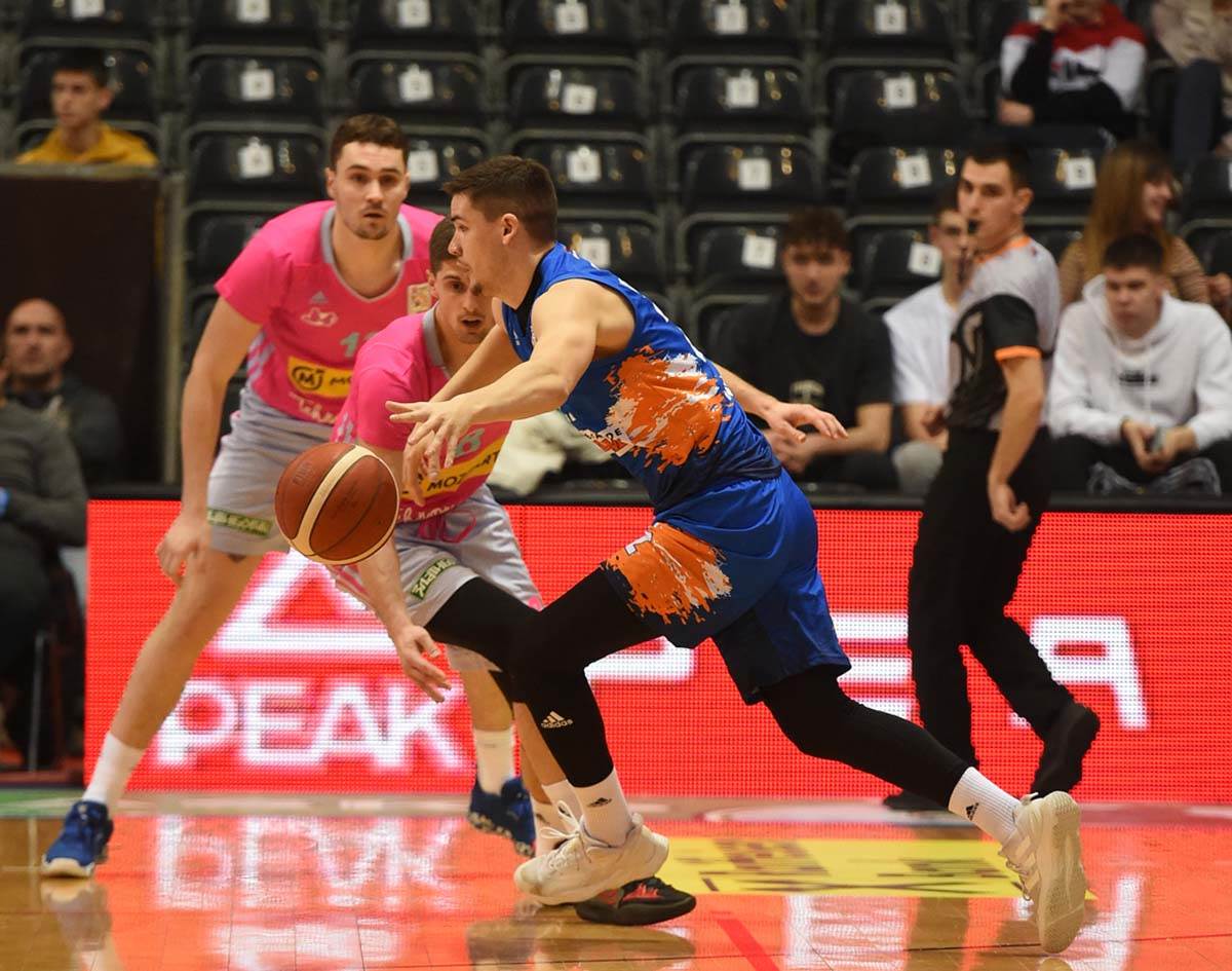 Mega, Zlatibor (10).jpg