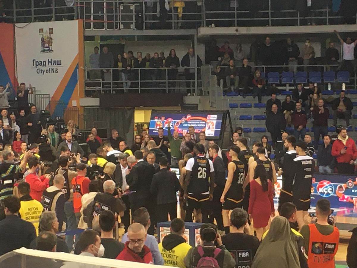 kraj meča, pobeda crvene zvezde (3).jpg