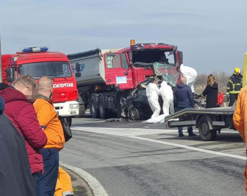 Lančani Sudar Stara pazova (3).jpg