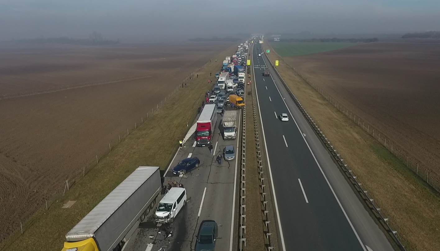 sudar na naplatnoj rampi2.png