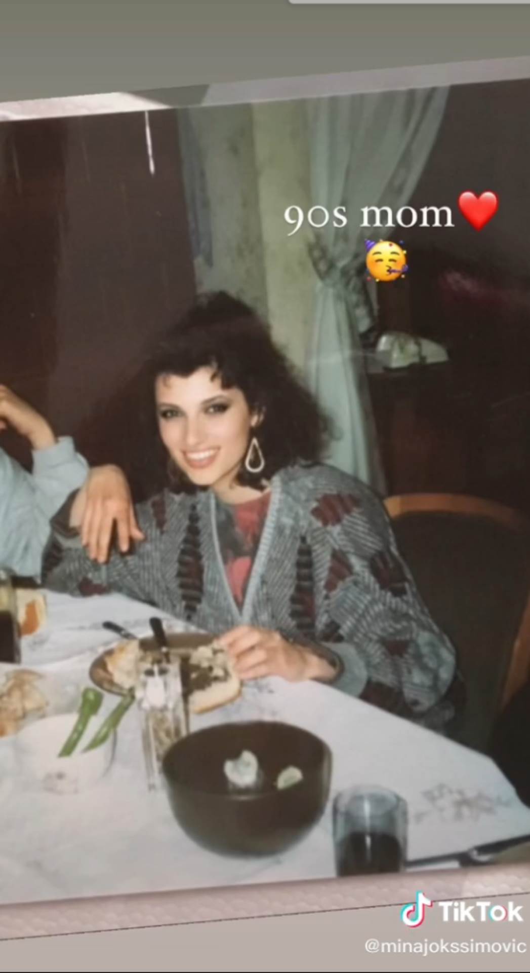 Mina Joksimović, majka