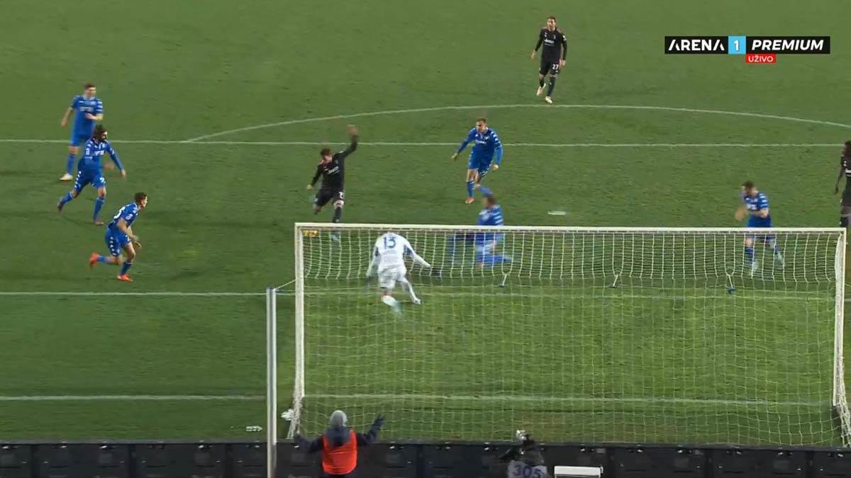 vlahović, gol (6).jpg