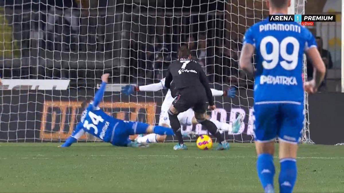 vlahović, gol (7).jpg