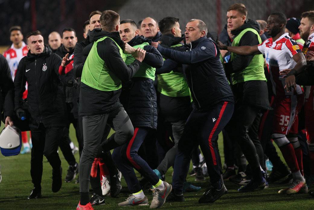 večiti derbi incident tenzija 23.JPG