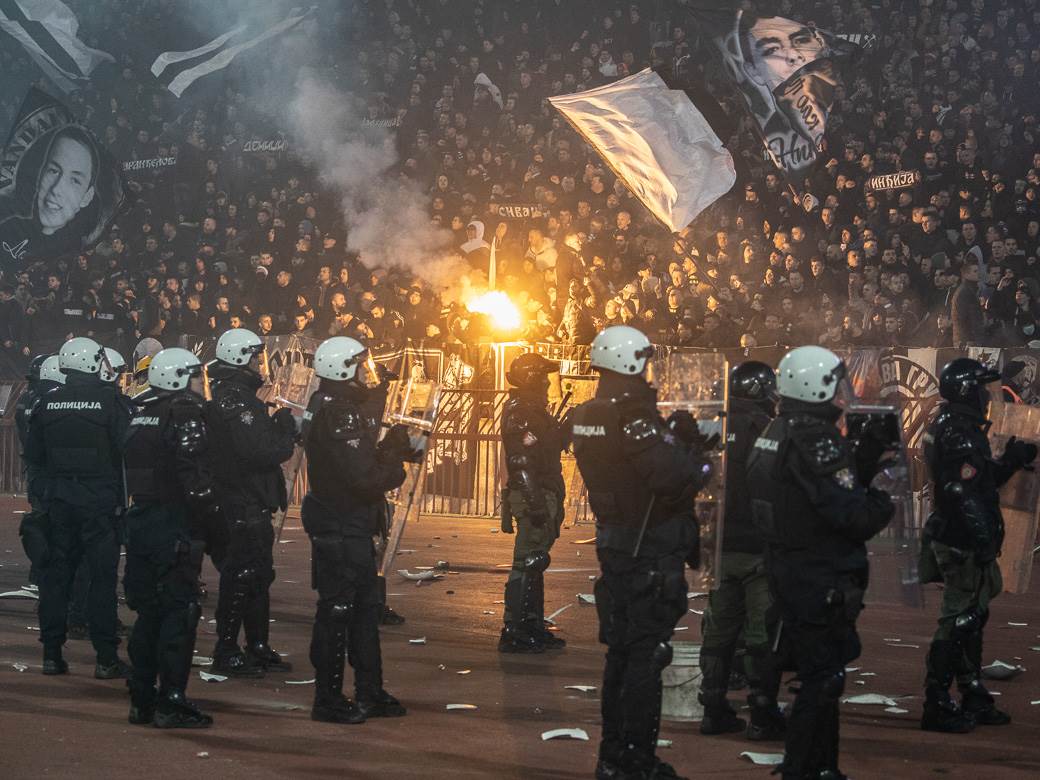 Derbi Zvezda Partizan-21.jpg