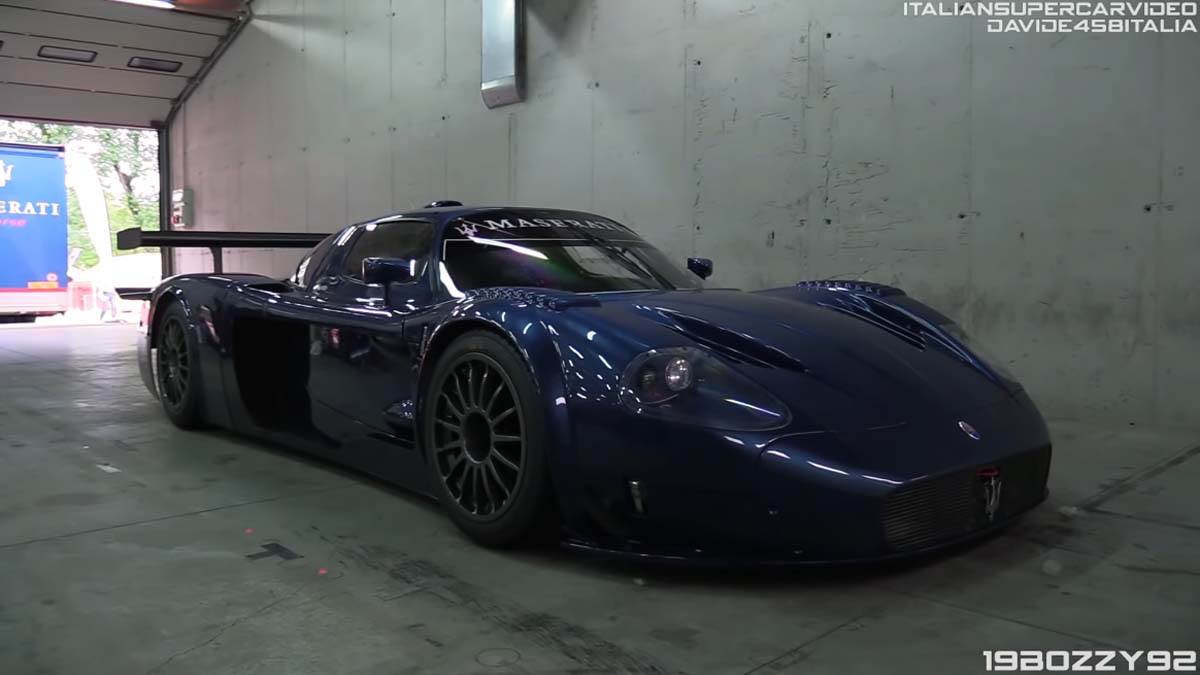 Roman Abramovič, Kola (3).jpg