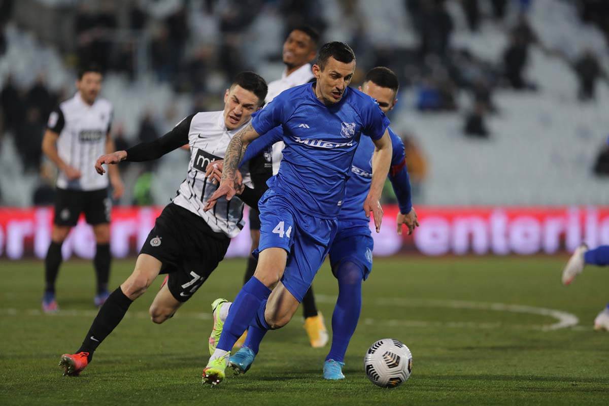 Patizan, Mladost lučani  (6).jpg