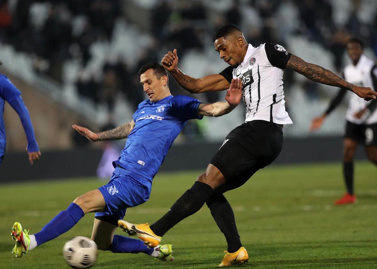 Patizan, Mladost lučani  (8).jpg