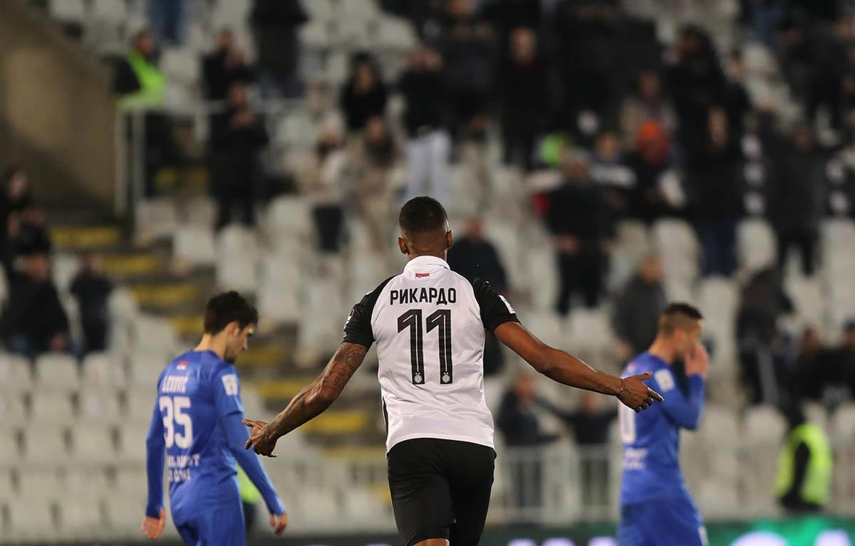 Patizan, Mladost lučani  (9).jpg