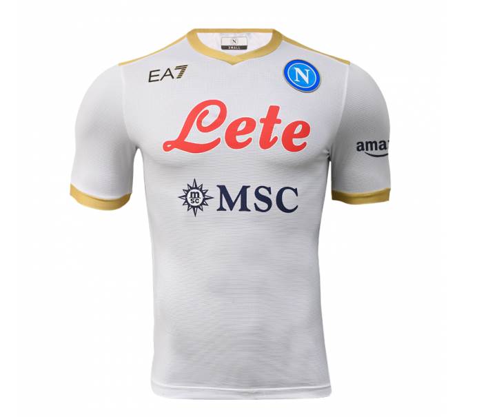 Napoli predstavio 13 dres u sezoni