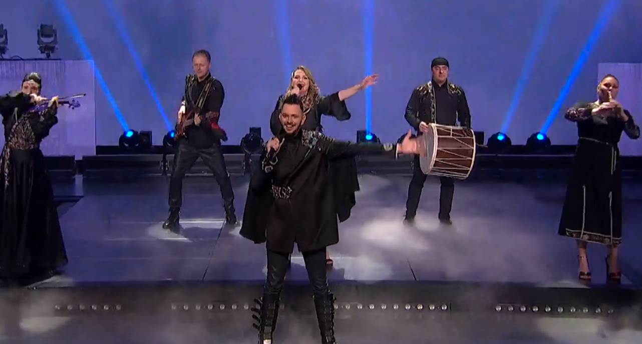 rocher etno bend.jpg