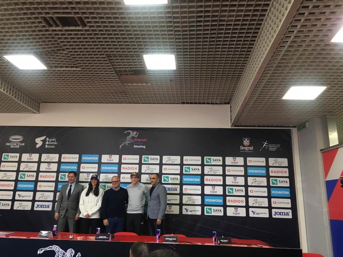 Ivana Španović i Armand Duplantis na konferenciji (6).jpg