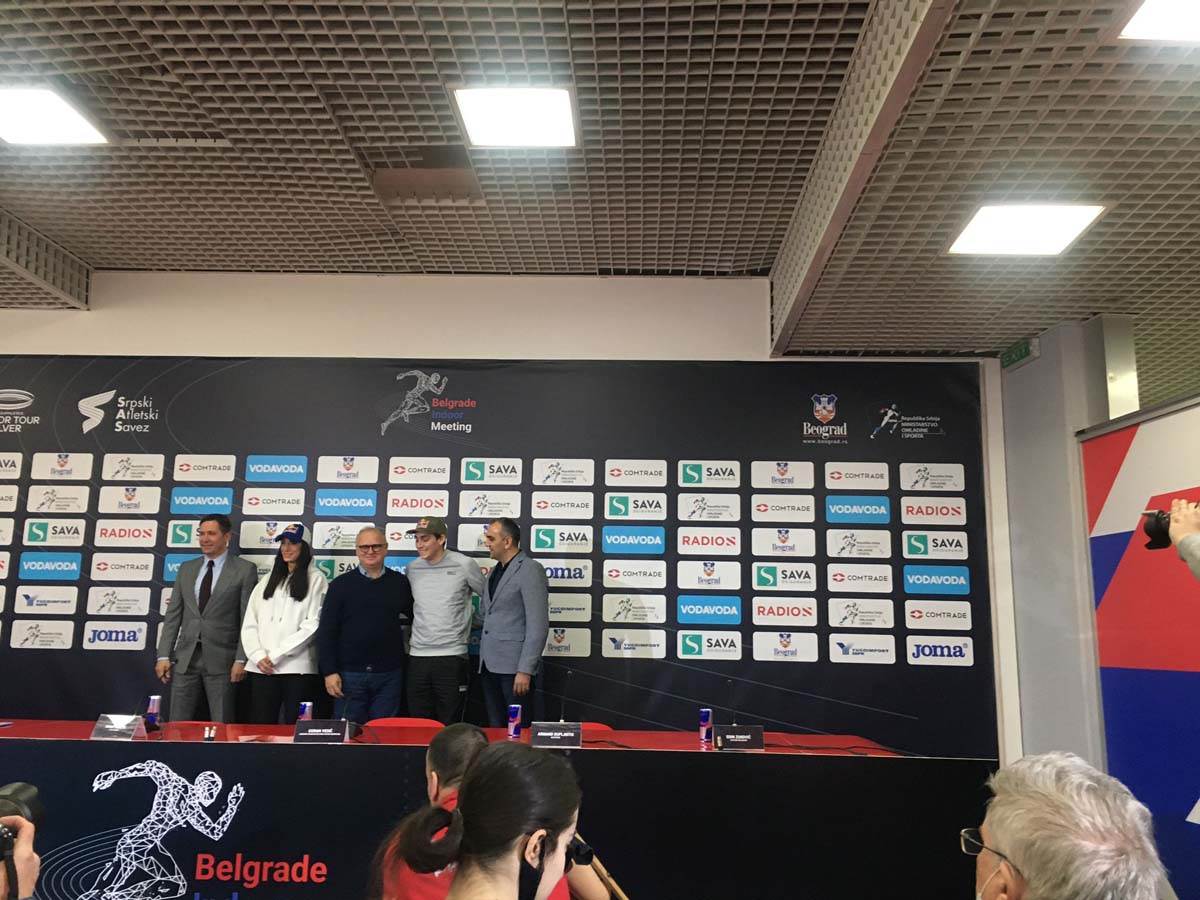 Ivana Španović i Armand Duplantis na konferenciji (7).jpg