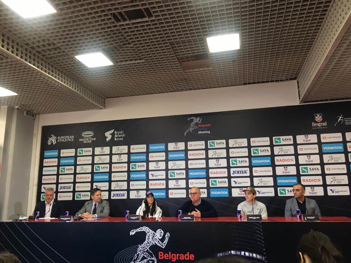 Ivana Španović i Armand Duplantis na konferenciji (9).jpg