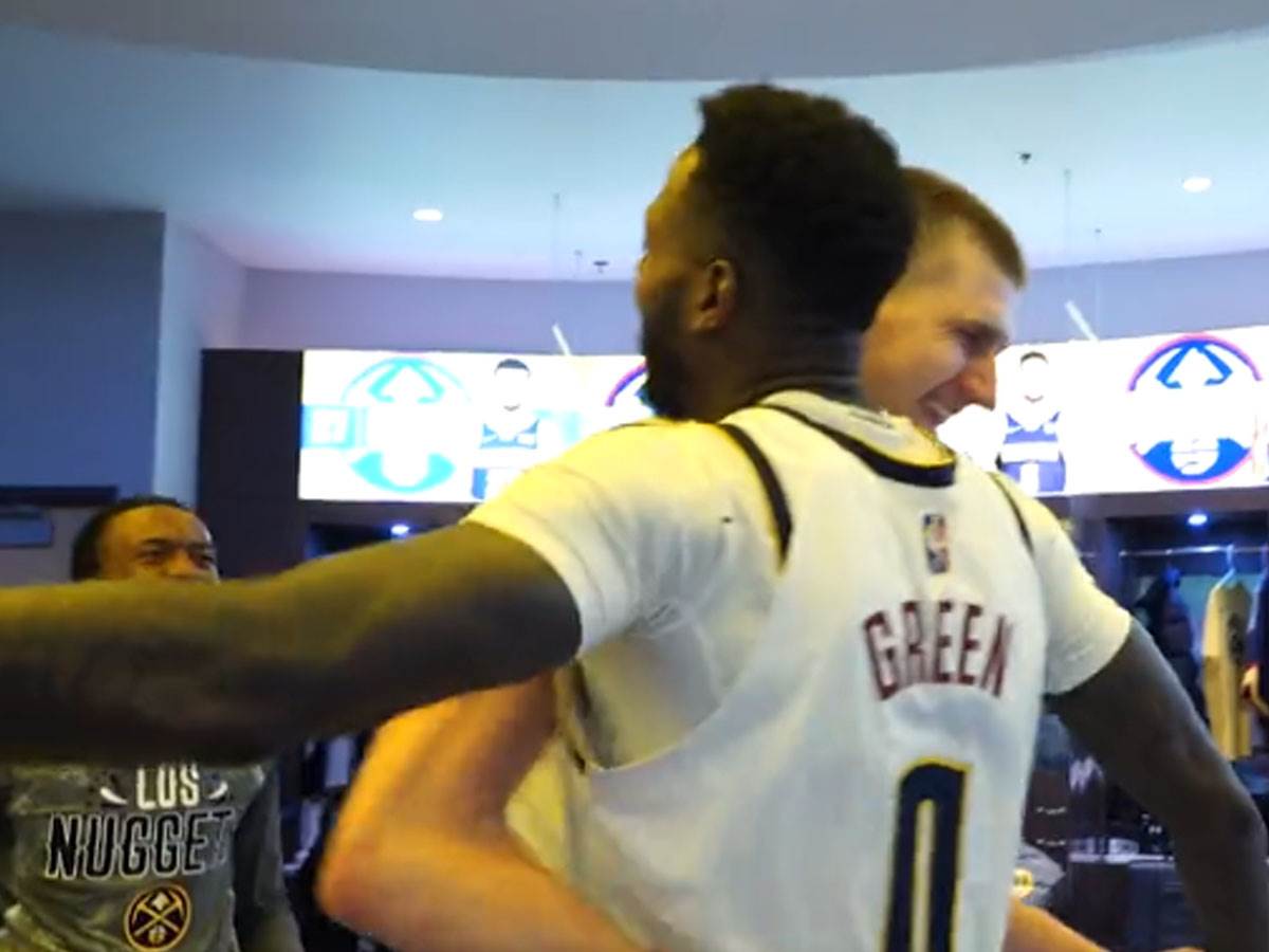 Nikola Jokić ispolivan vodom u svlačionici Denvera