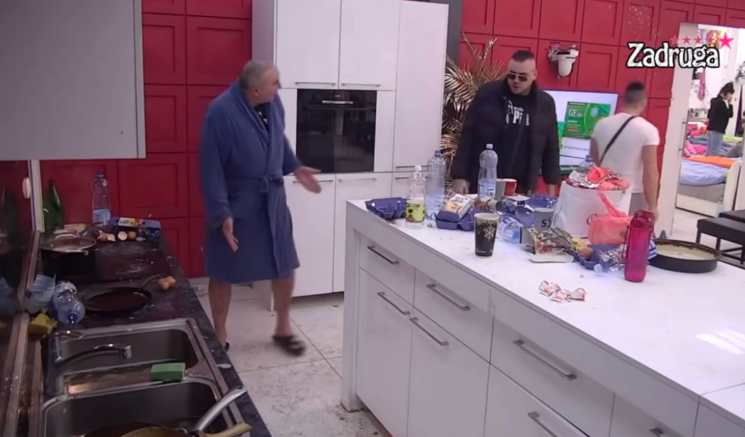 Zadruga, prljava kuća