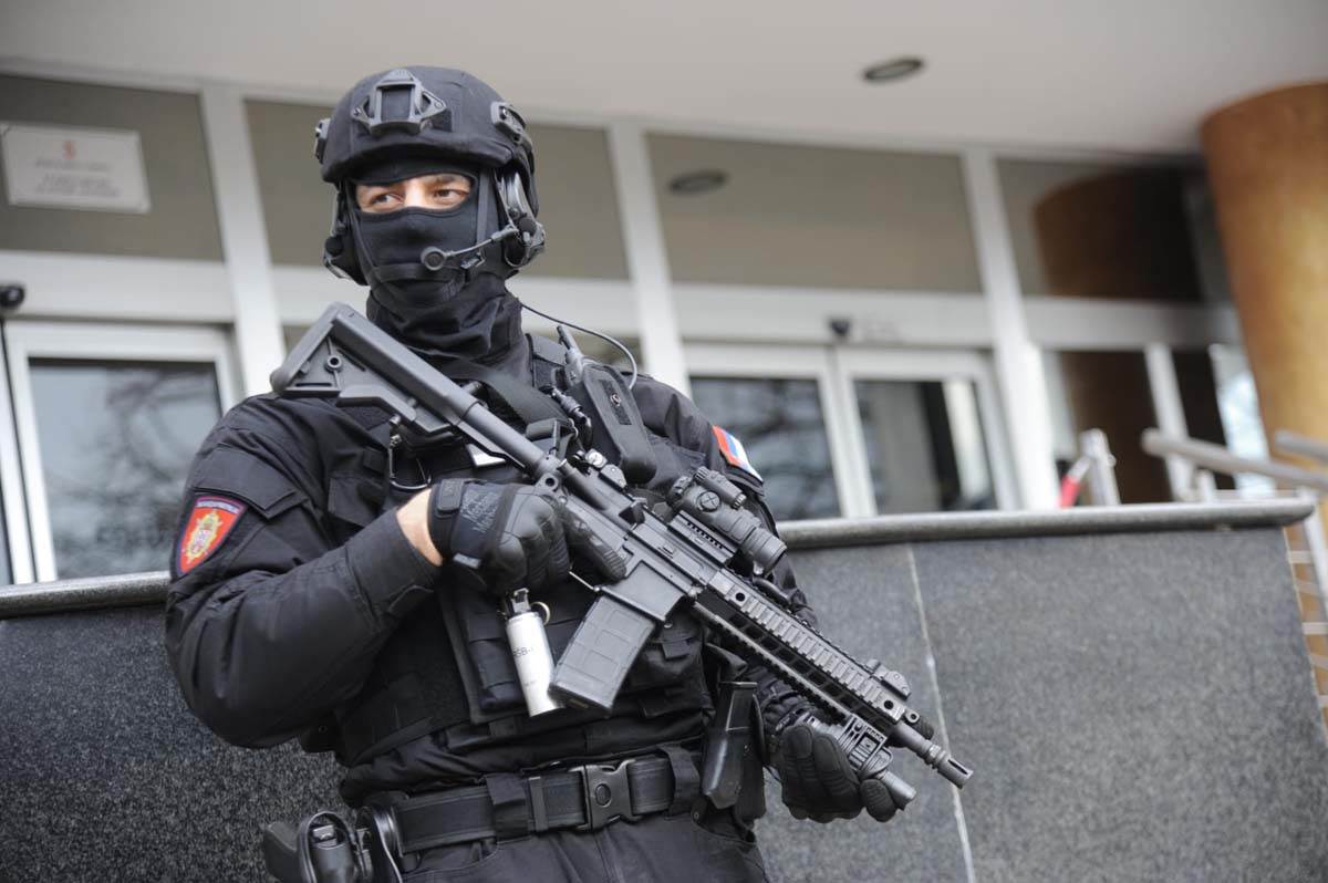 Specijalni sud, sudjenje Veljku Belivuku, Interventna (10).jpg