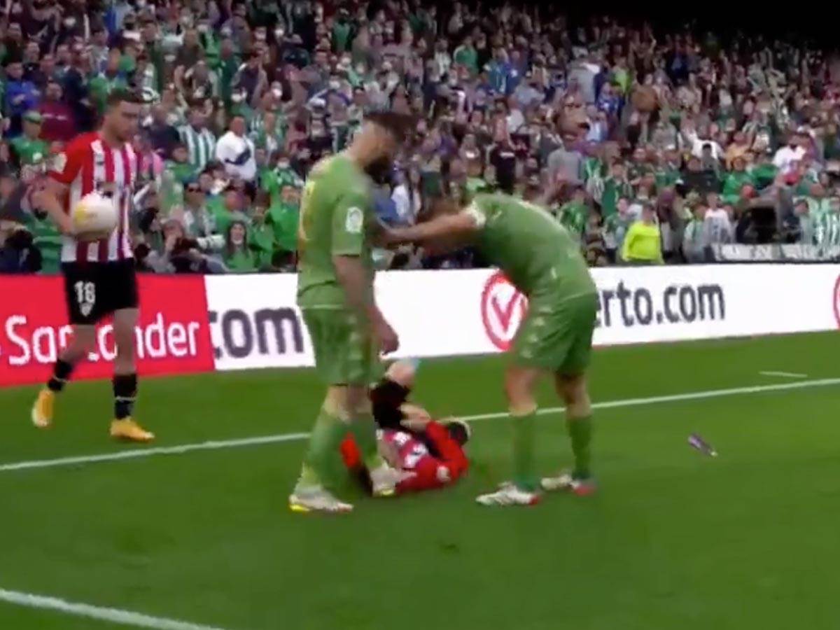 Nabil Fekir dobio crveni karton ponižavao rivala