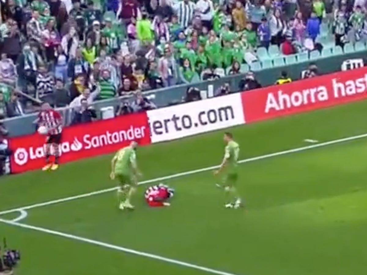 Nabil Fekir dobio crveni karton ponižavao rivala