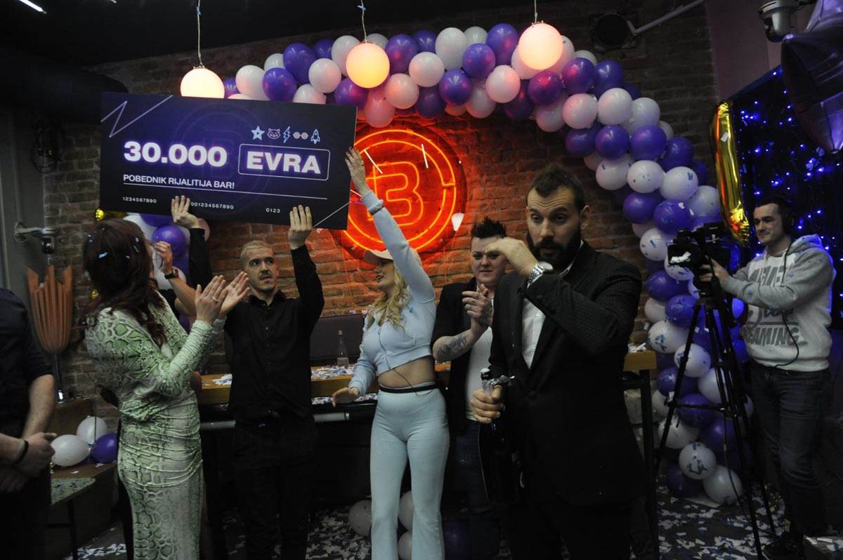 rijaliti bar davor 23.jpg