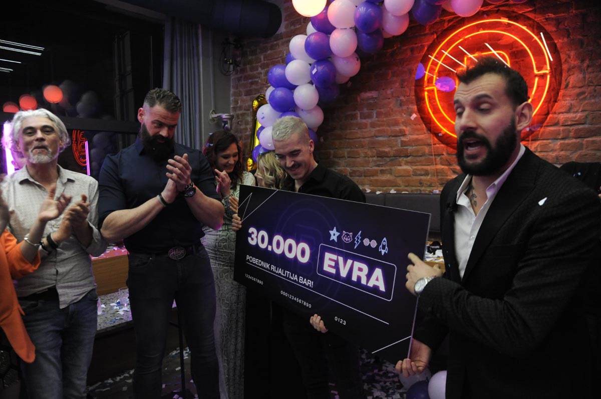 rijaliti bar davor 24.jpg