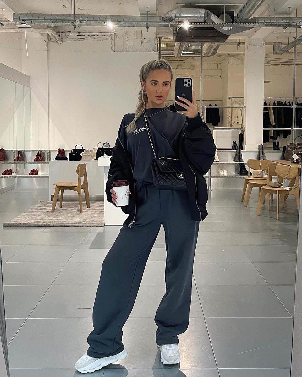 Moli Mae ženi raste brada (2).jpg