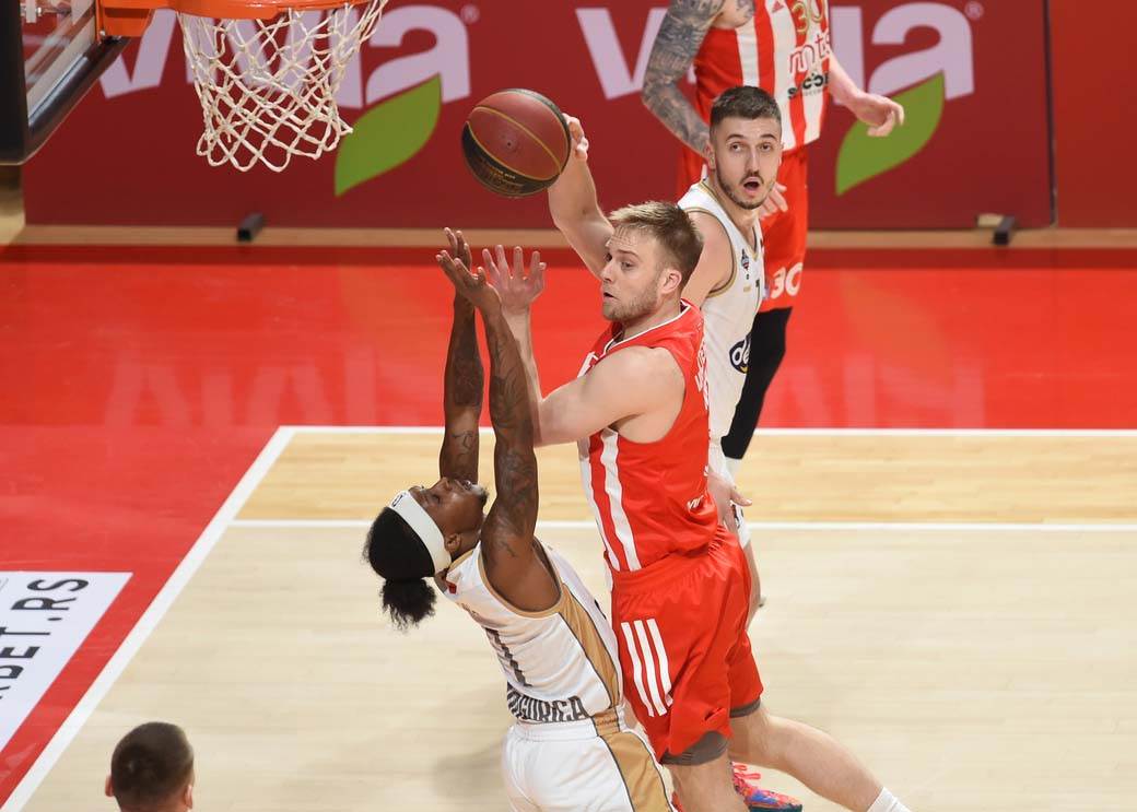 Crvena zvezda SC derbi (6).jpg