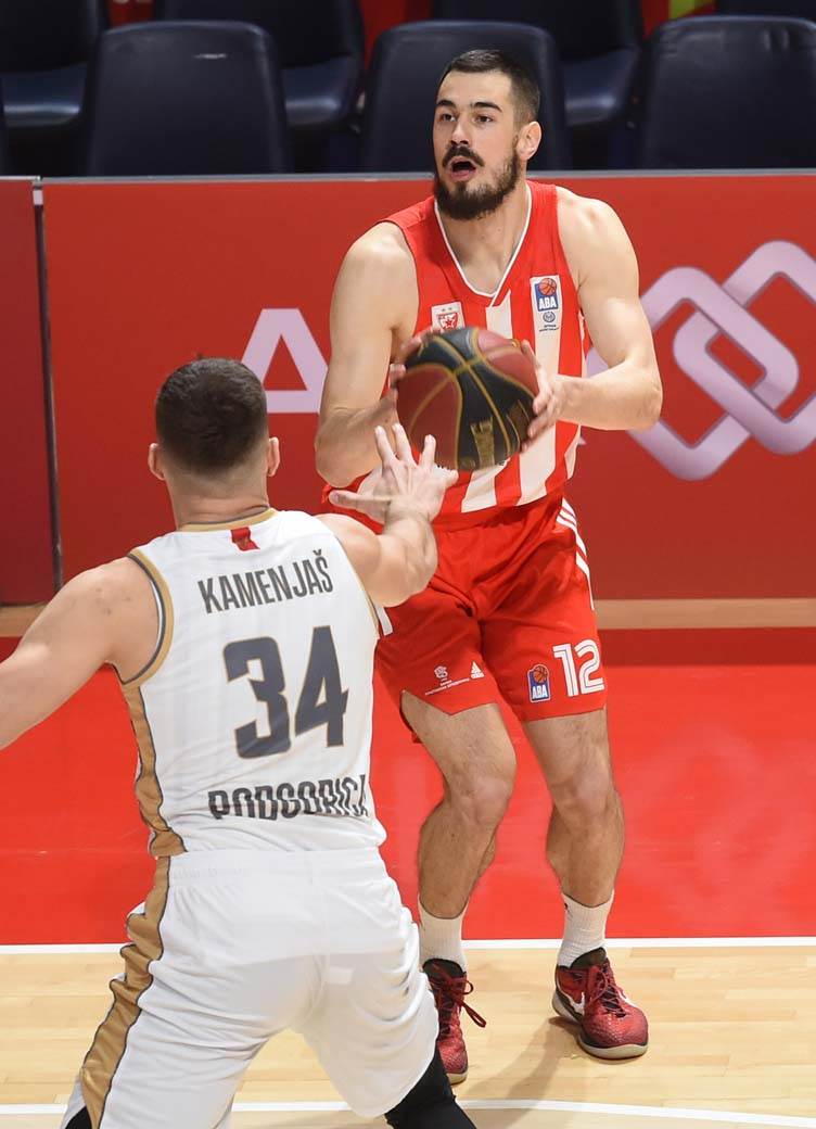 Crvena zvezda SC derbi (10).jpg