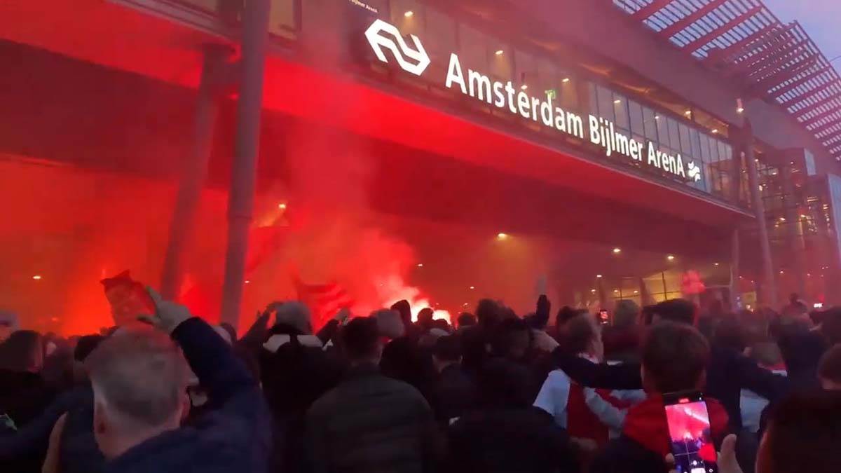 navijači ajax 3.jpg