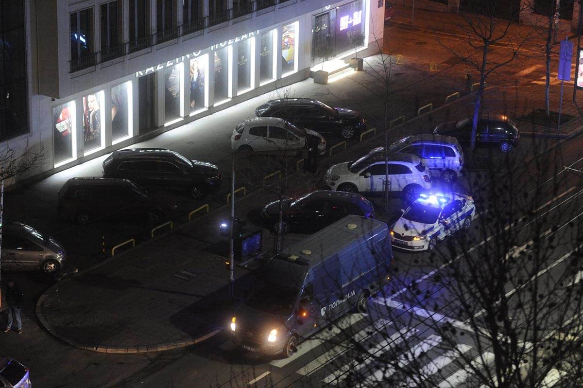 Incident ispred hotela metropol, obračun navijača  (6).jpg