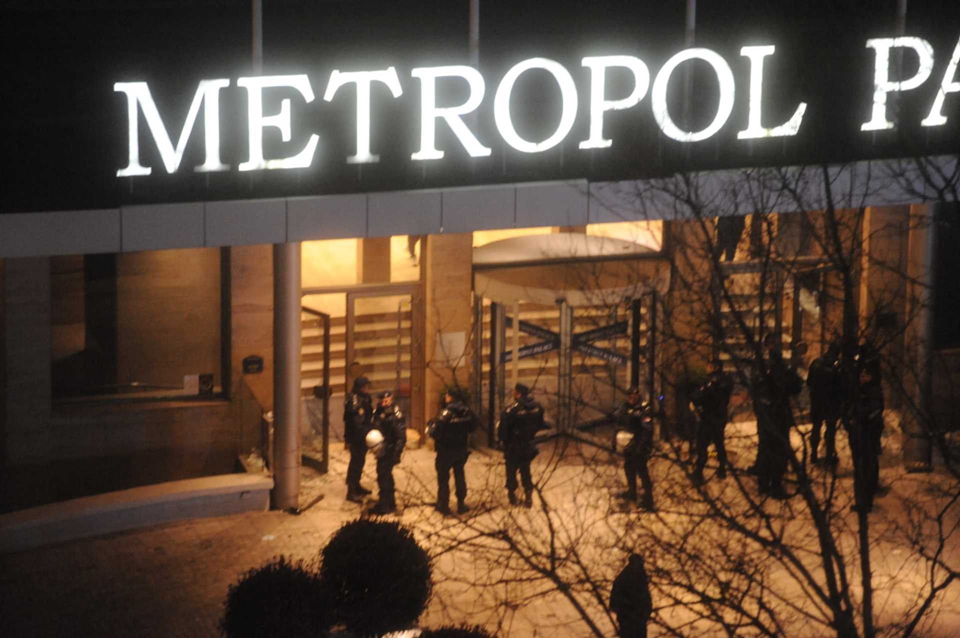 Incident ispred hotela metropol, obračun navijača  (9).jpeg