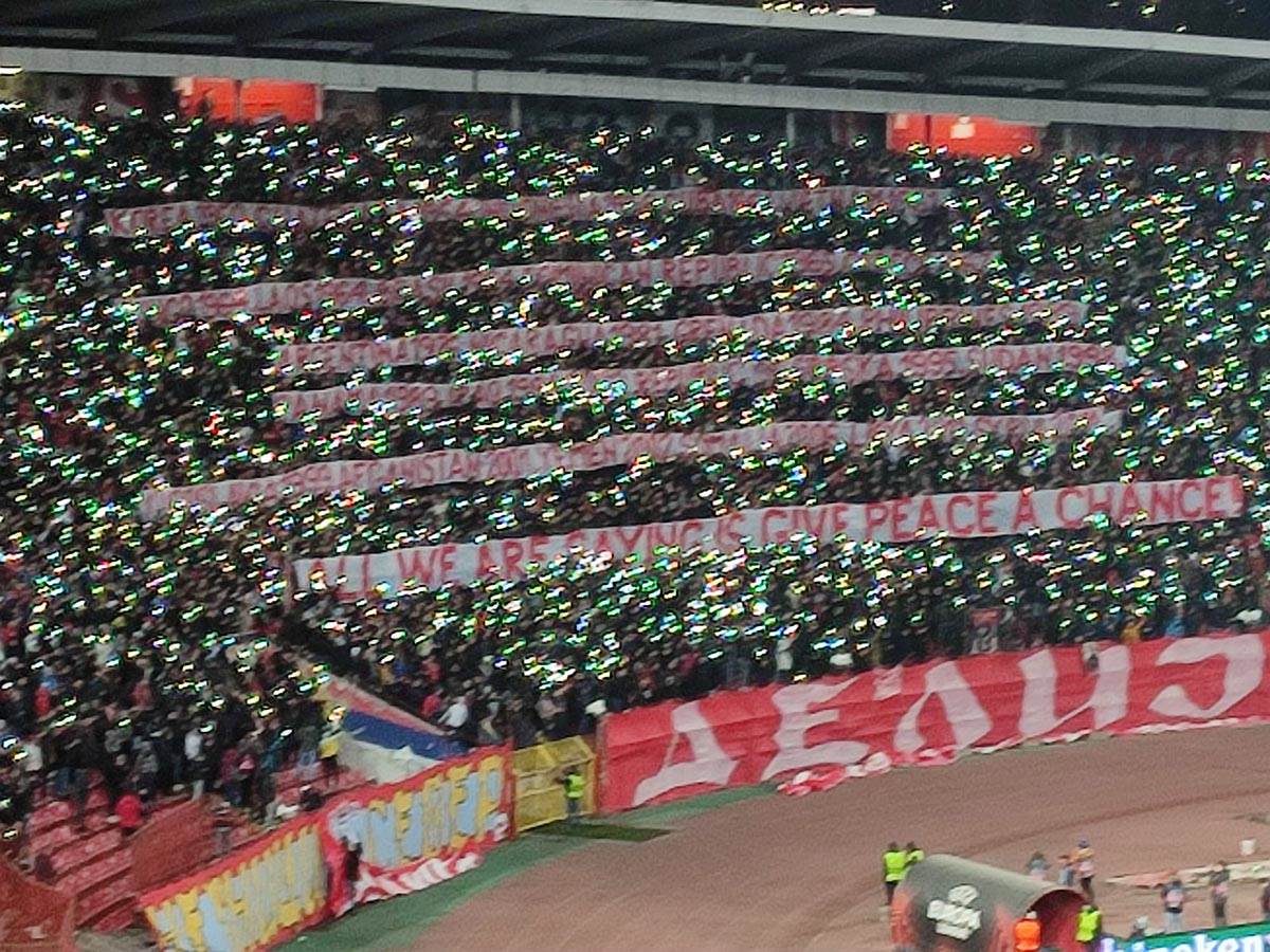 Zvezda Rendžers - Navijači na poluvremenu (3).jpg