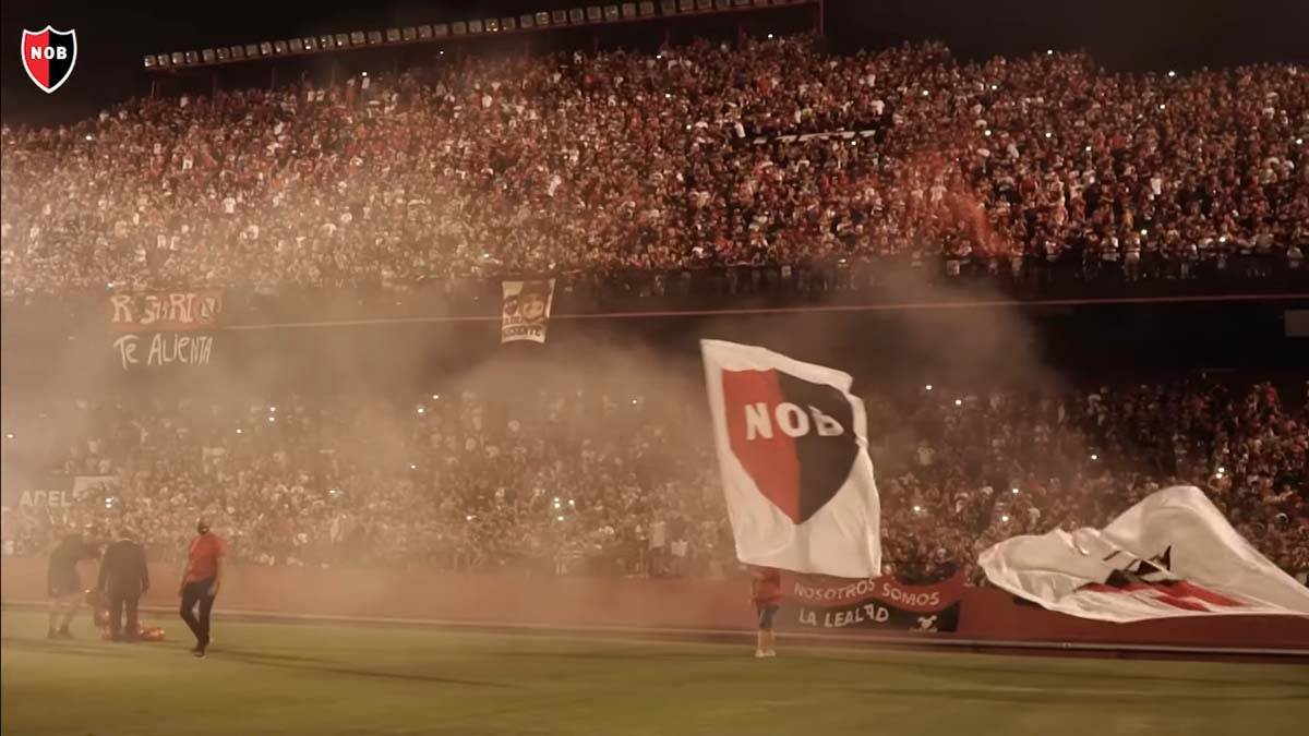 Navijači Njuels Old Bojsa (7).jpg