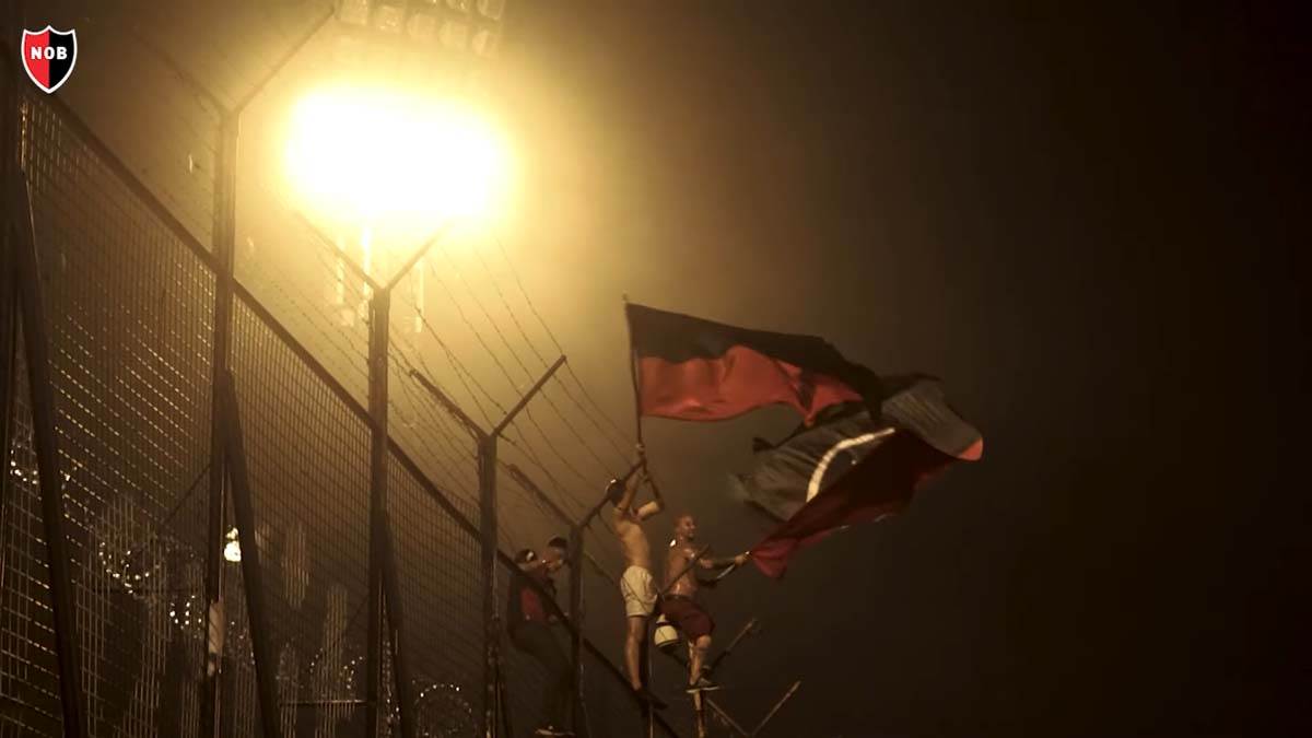 Navijači Njuels Old Bojsa (8).jpg