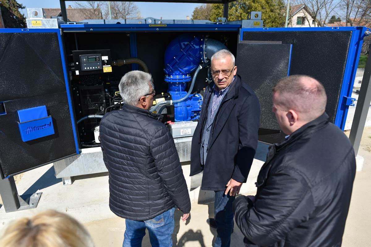 Gradonačelnik Bakić: Rešili smo višedecenijski problem građana MZ „Gat“ 