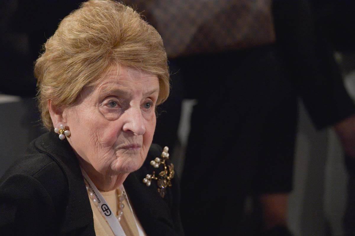 Medilin Olbrajt (5).jpg