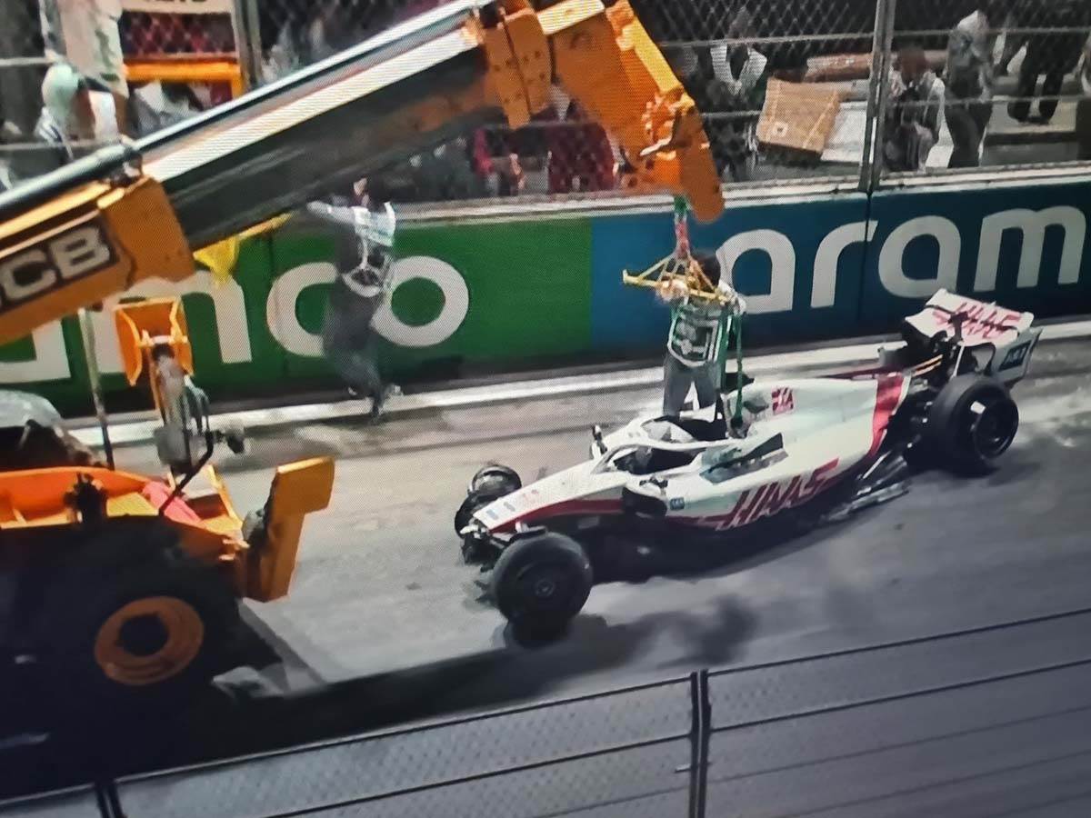 Formula 1 nesreća 2.jpg