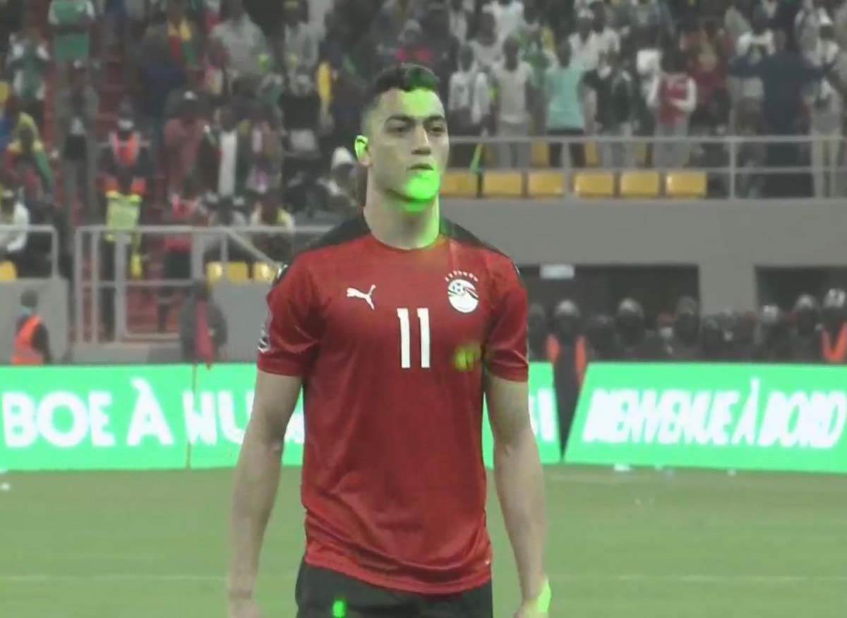 Ispaljivanje lasera iz publike Gana  (5).jpg